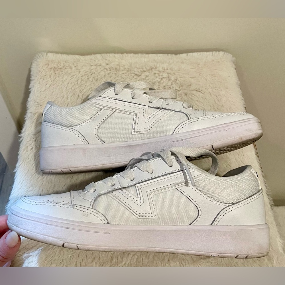 All White Vans Sneakers